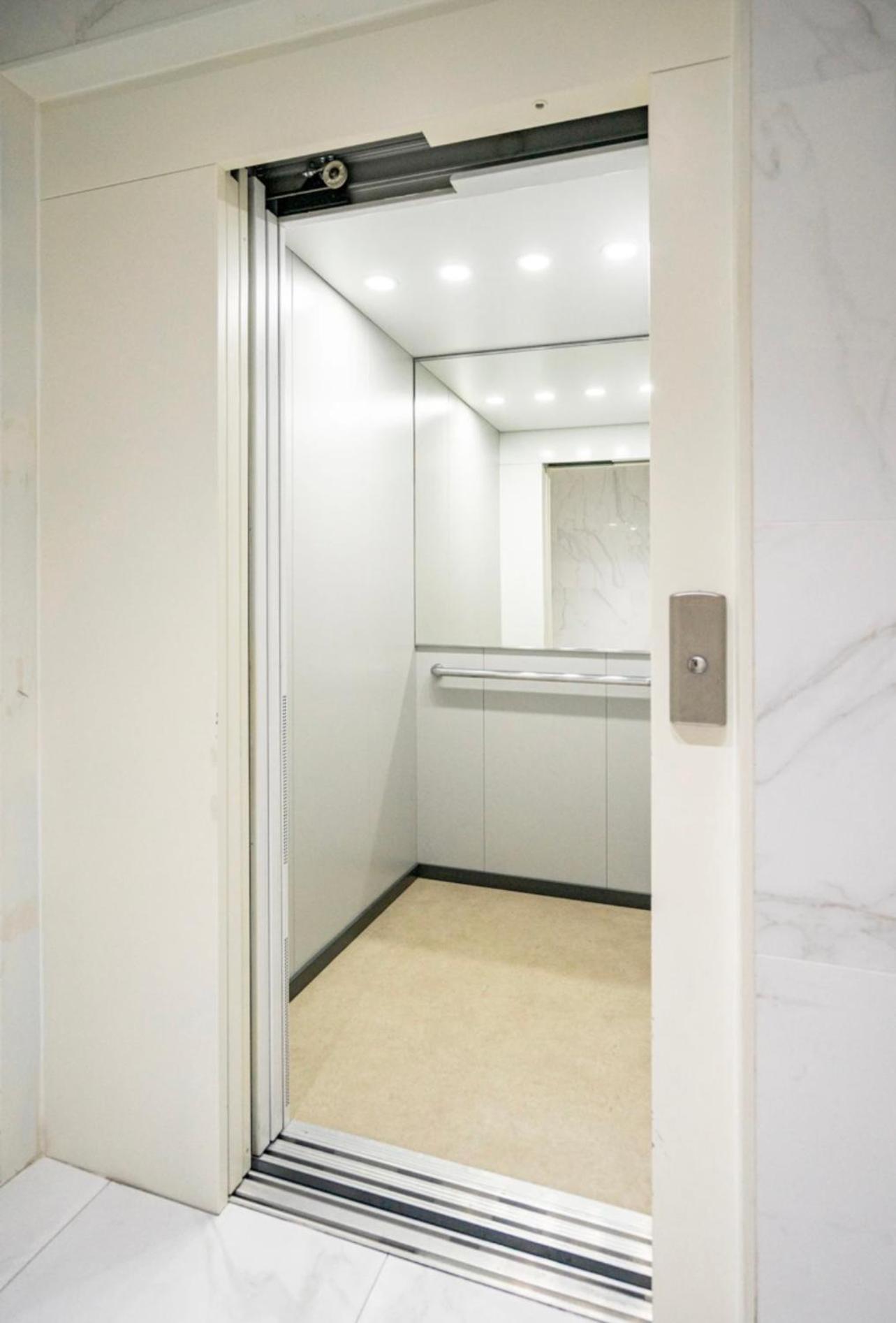 Modern Double Room With Private Balcony Montijo Zewnętrze zdjęcie